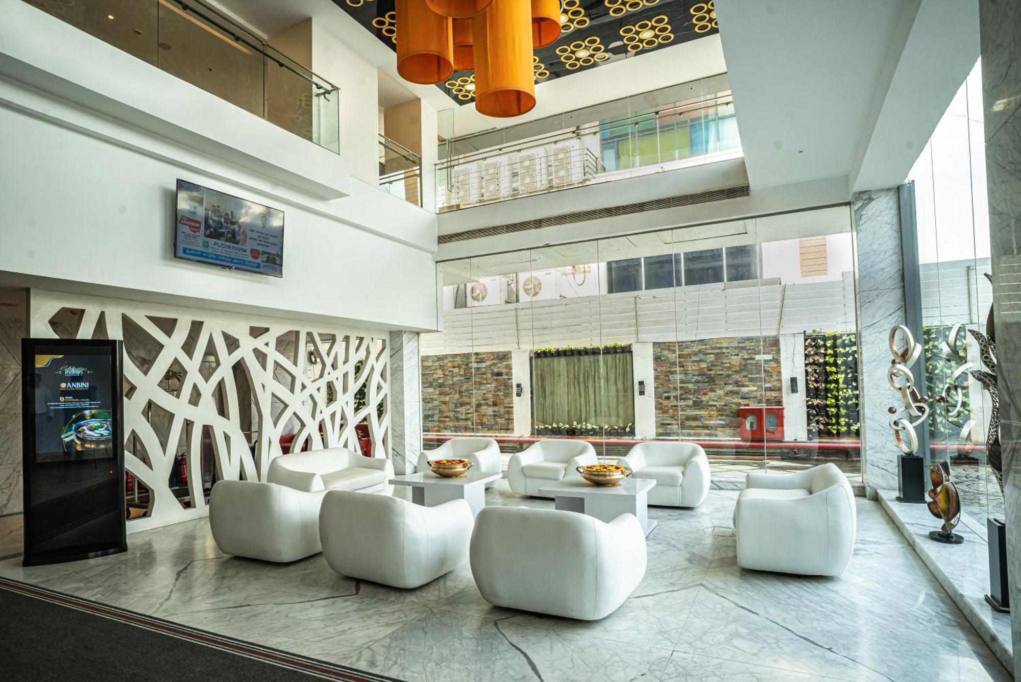Hotel Oxina Lygon Tiruchirappalli Экстерьер фото