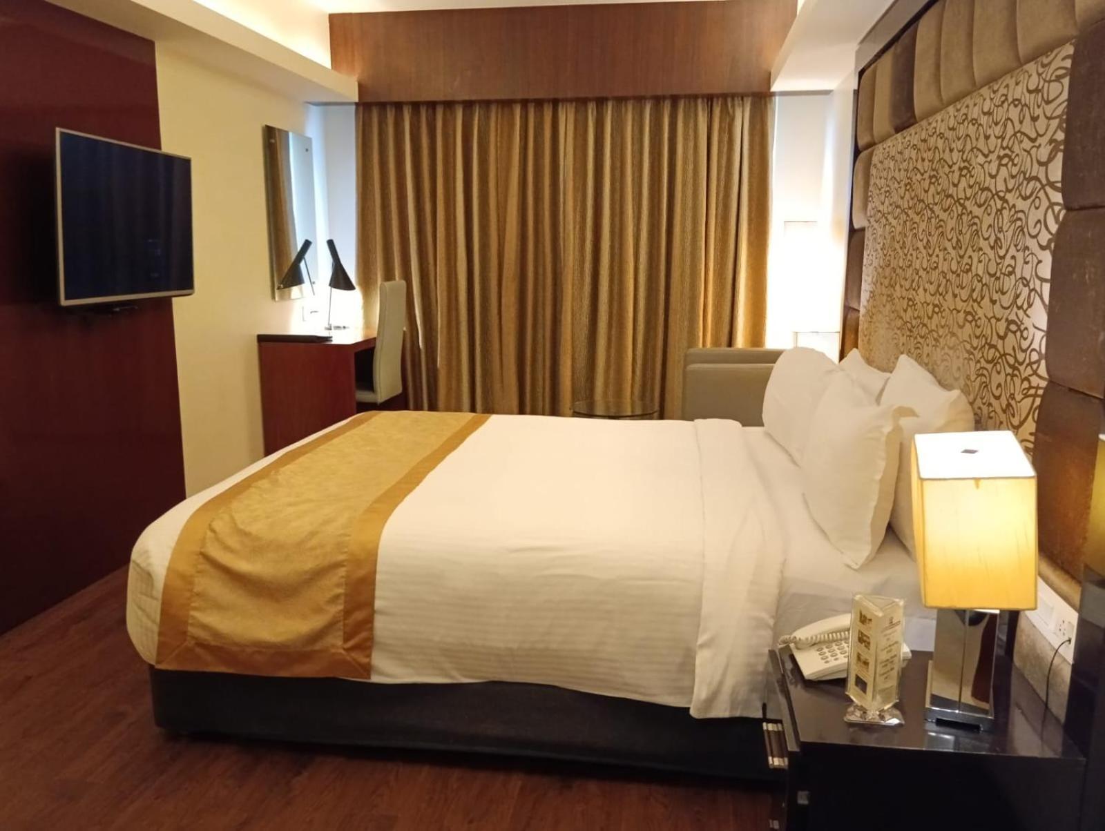 Hotel Oxina Lygon Tiruchirappalli Экстерьер фото