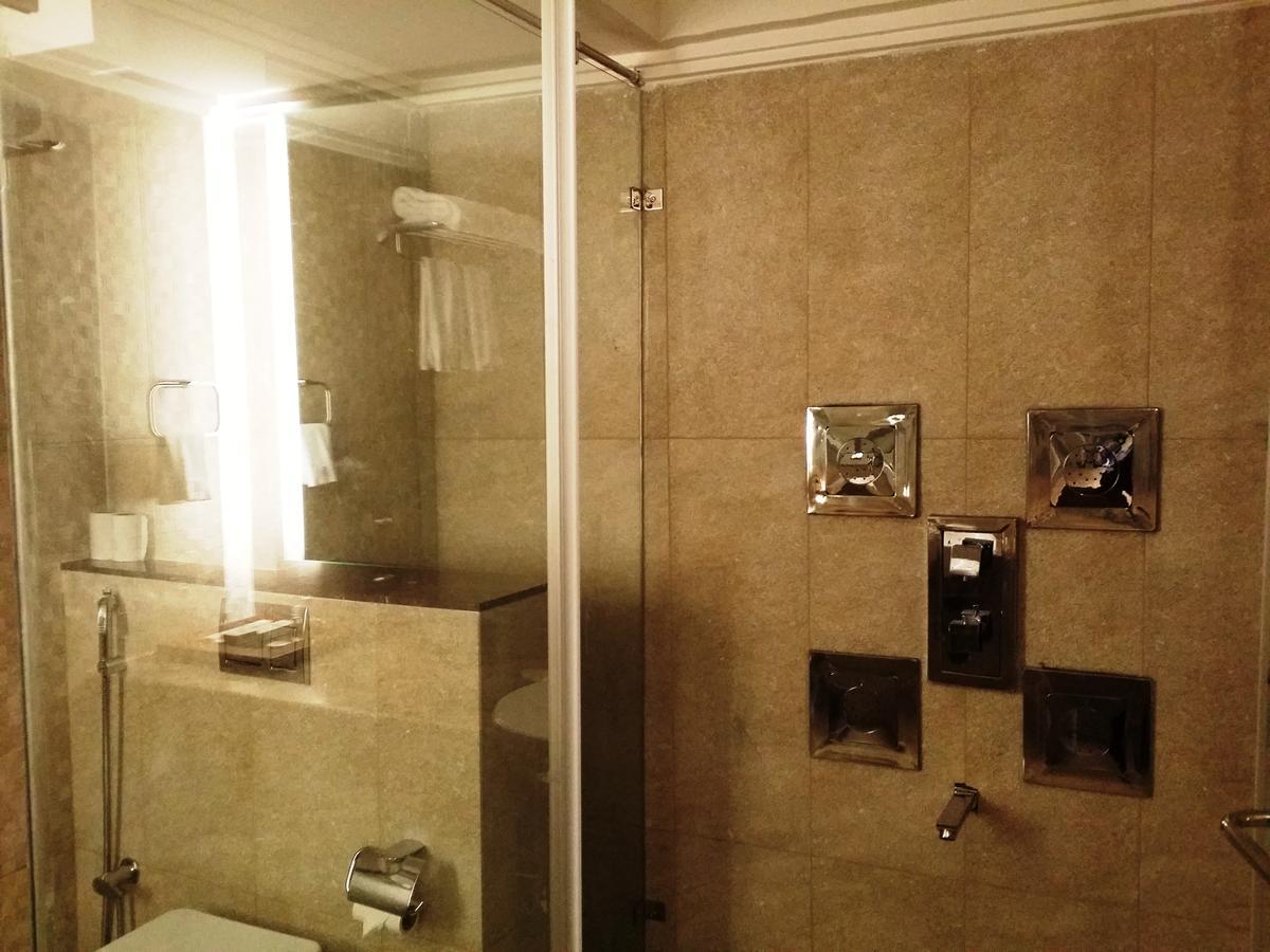 Hotel Oxina Lygon Tiruchirappalli Экстерьер фото
