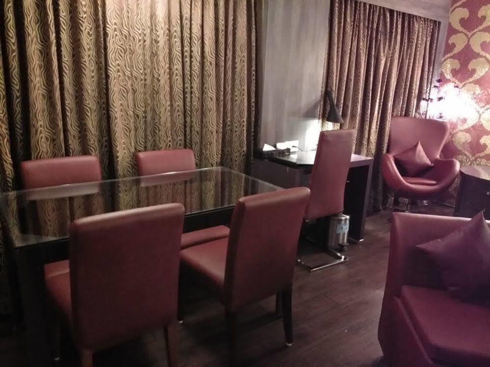 Hotel Oxina Lygon Tiruchirappalli Экстерьер фото