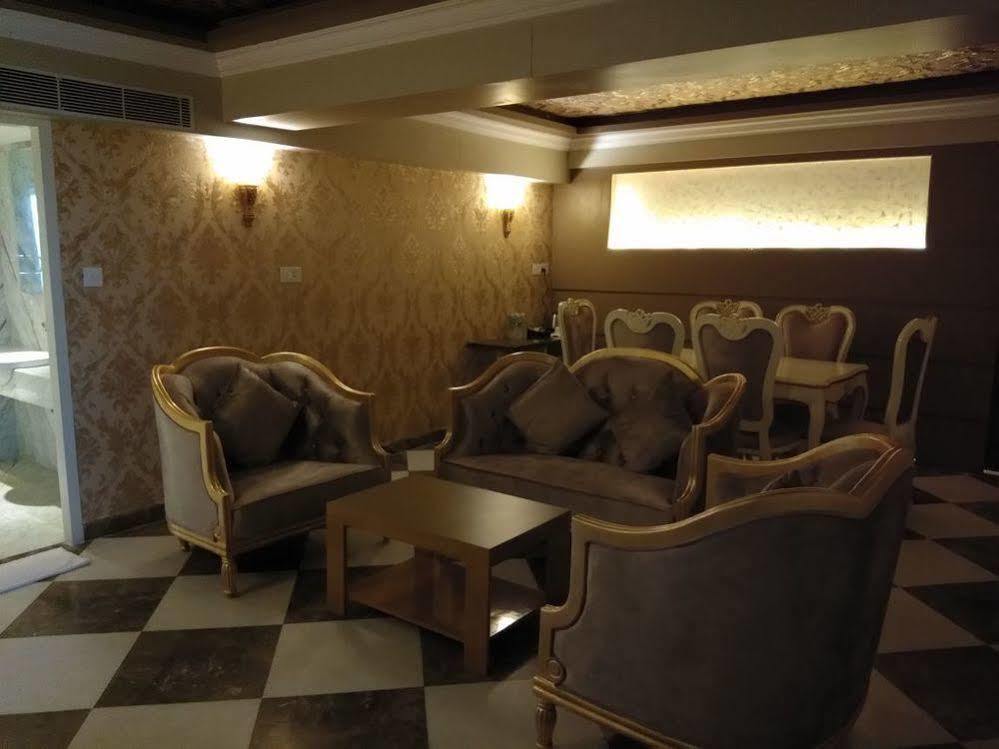 Hotel Oxina Lygon Tiruchirappalli Экстерьер фото